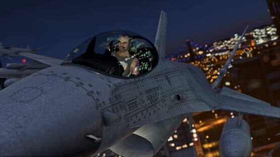 Grand Theft Auto V: Premium Online Edition & Whale Shark Card Bundle — screenshot 1