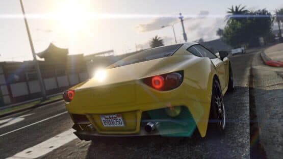 Grand Theft Auto V: Premium Online Edition & Whale Shark Card Bundle — screenshot 2