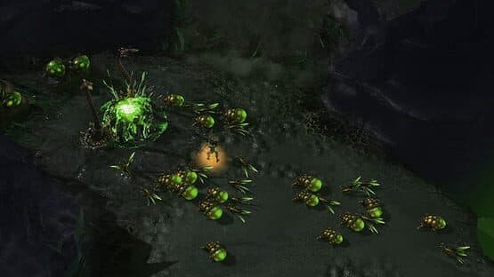 StarCraft II: Heart of the Swarm — screenshot 2