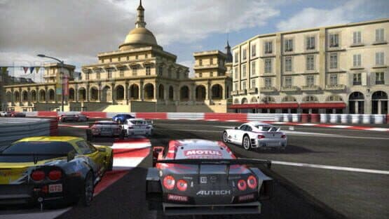 Real Racing 2 HD — screenshot 2