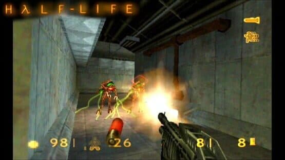 Half-Life — screenshot 1