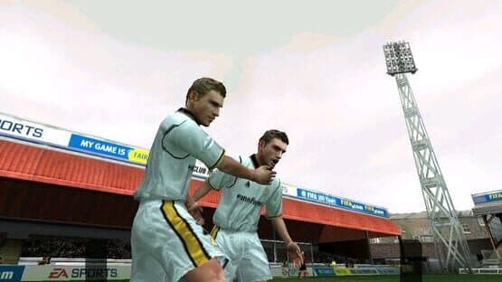FIFA Soccer 2004 — screenshot 2