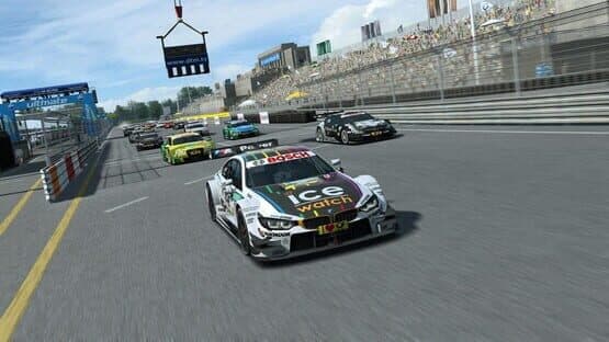 RaceRoom Racing Experience: DTM Experience 2014 — screenshot 3