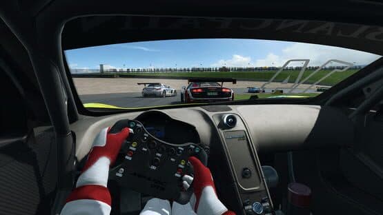 RaceRoom Racing Experience: ADAC GT Masters Experience 2014 — screenshot 2