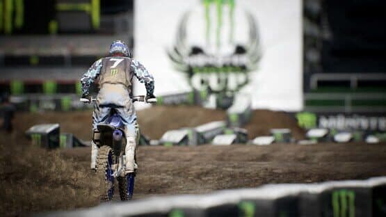 Monster Energy Supercross: The Official Videogame 4 - Historical Monster Energy Cup 2011 — screenshot 3
