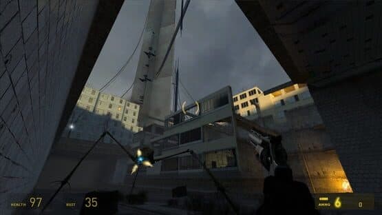 Half-Life 2 Mirrored — screenshot 1