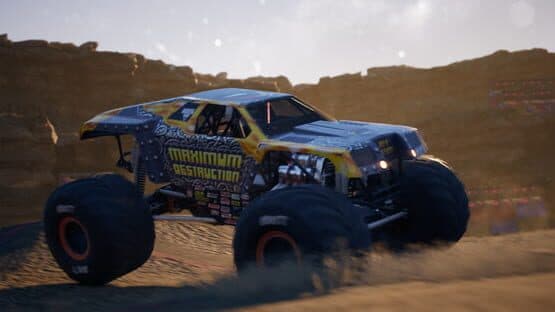Monster Jam Showdown: Law & Disorder — screenshot 1