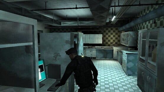 Tom Clancy's Splinter Cell — screenshot 2